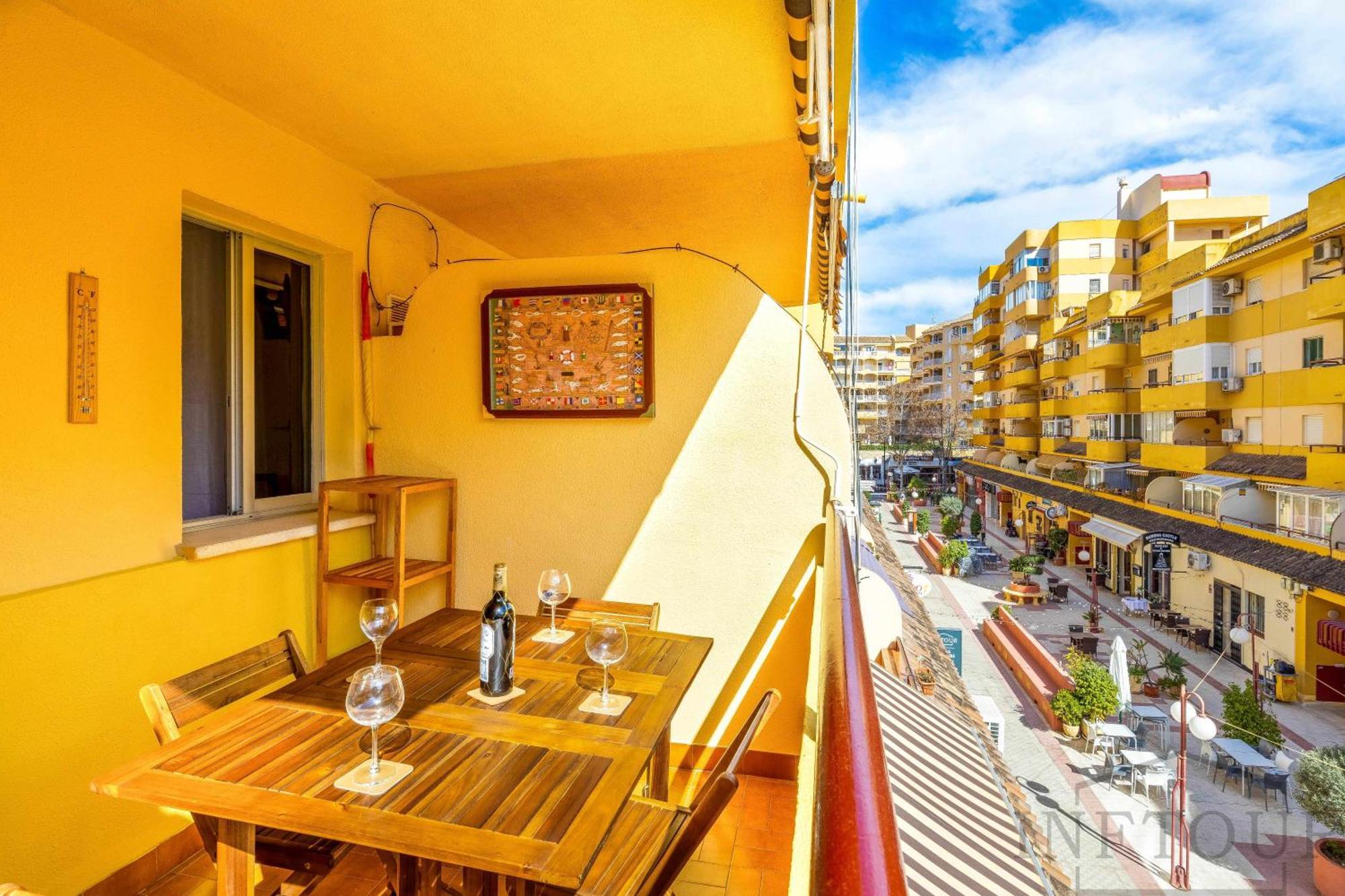Inftour Apolo Apartamento Калпе Екстериор снимка